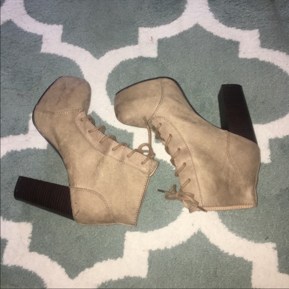 ❌SOLD❌Bundle of shoes‼️ - Picture 4 of 8